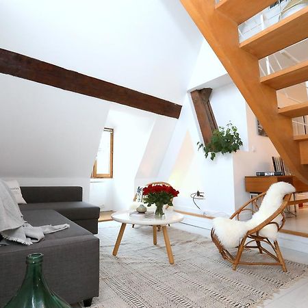 Апартаменты Folk Loft Анси Экстерьер фото