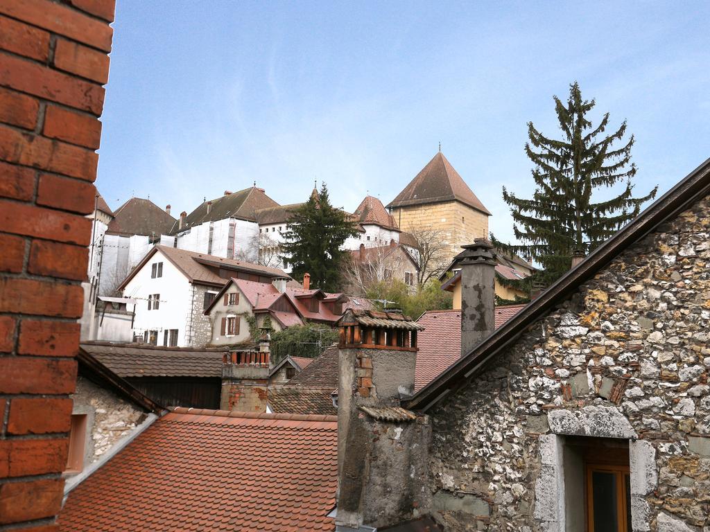 Апартаменты Folk Loft Анси Экстерьер фото