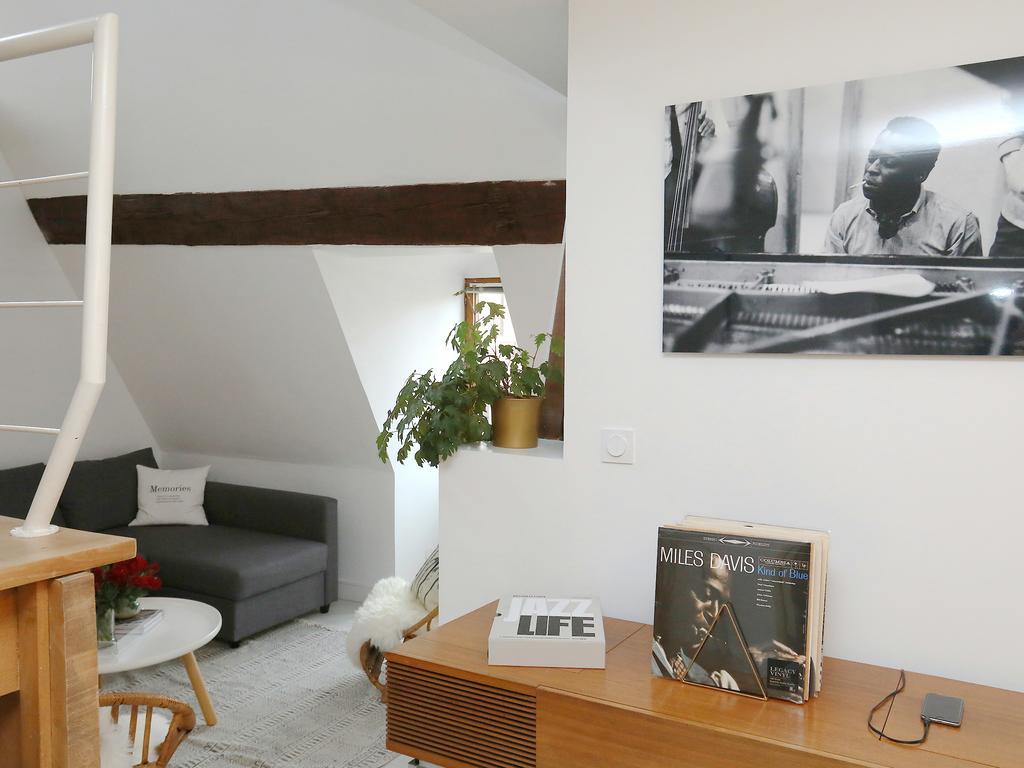 Апартаменты Folk Loft Анси Экстерьер фото